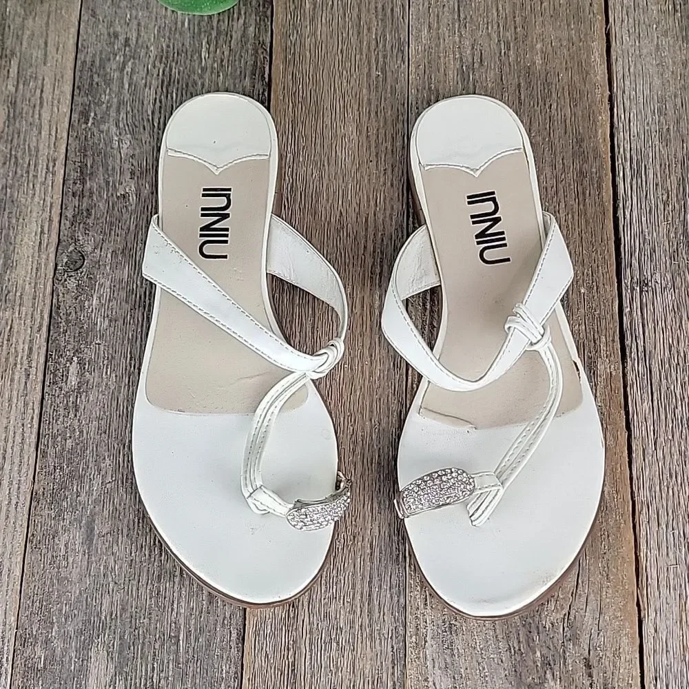 Inniu white summer
